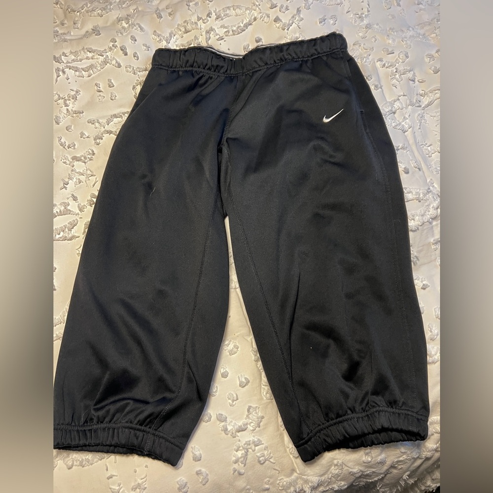 Nike capri sweatpants